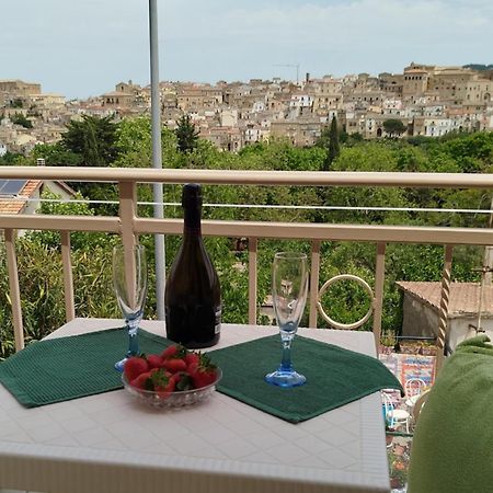 Comfort, Parcheggio E Balcone Su Tricarico In Basilicata, Io Sono Qui Exterior photo