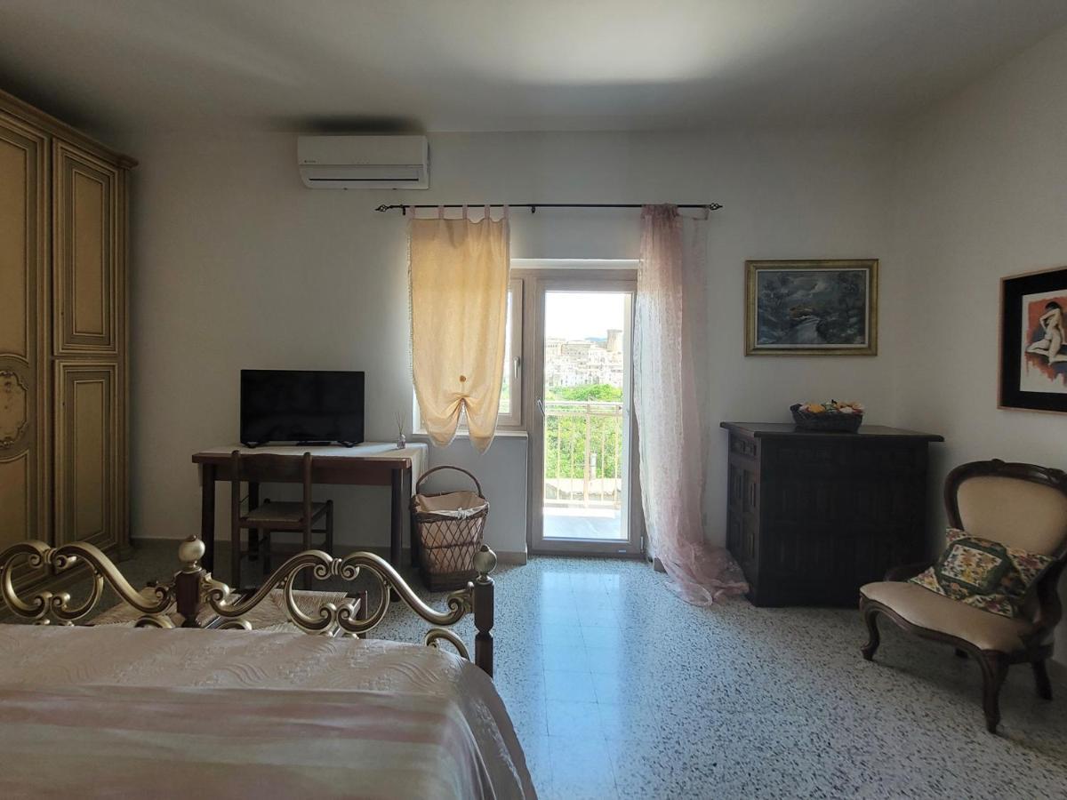 Comfort, Parcheggio E Balcone Su Tricarico In Basilicata, Io Sono Qui Exterior photo