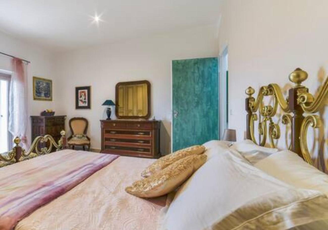 Comfort, Parcheggio E Balcone Su Tricarico In Basilicata, Io Sono Qui Room photo