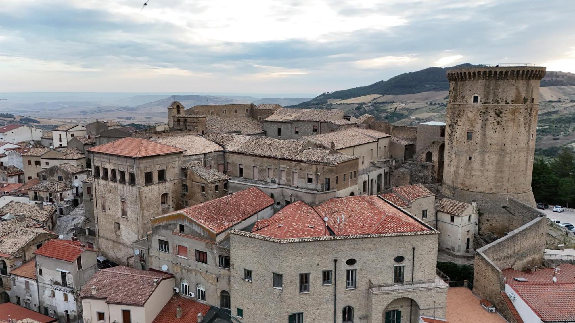 Comfort, Parcheggio E Balcone Su Tricarico In Basilicata, Io Sono Qui Exterior photo